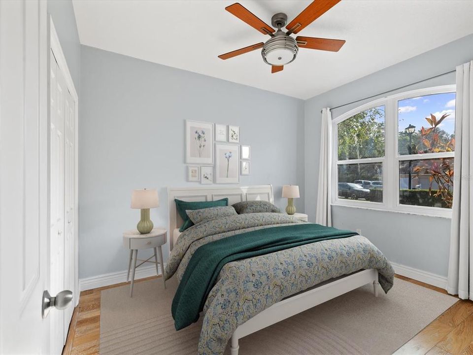 For Sale: $264,900 (2 beds, 2 baths, 1096 Square Feet)