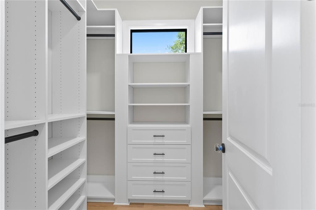 待售: $2,794,000 (5 贝兹, 4 浴室, 4607 平方英尺)