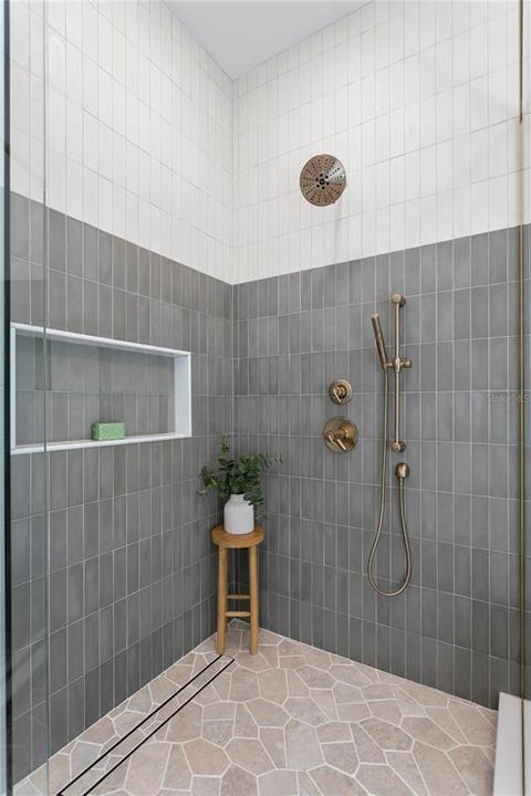 待售: $2,794,000 (5 贝兹, 4 浴室, 4607 平方英尺)