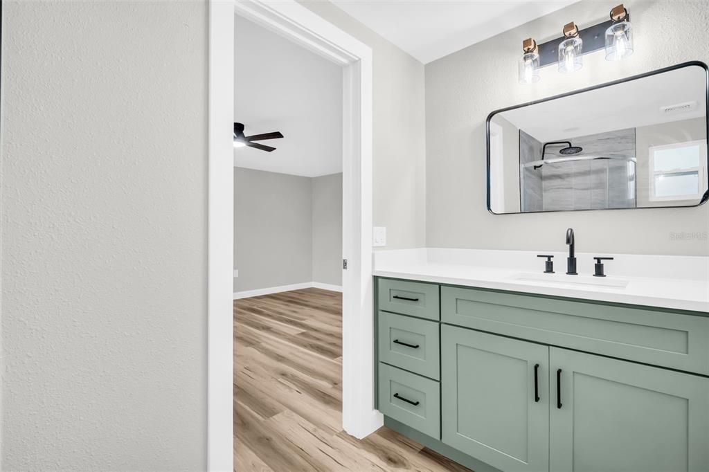 For Rent: $2,900 (3 beds, 2 baths, 1914 Square Feet)