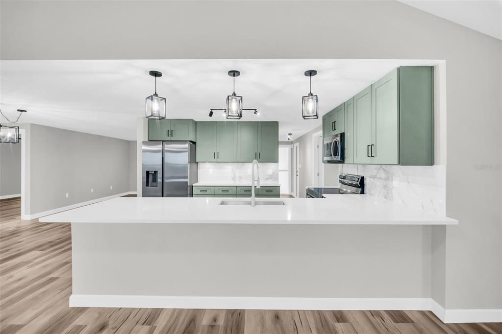 For Rent: $2,900 (3 beds, 2 baths, 1914 Square Feet)