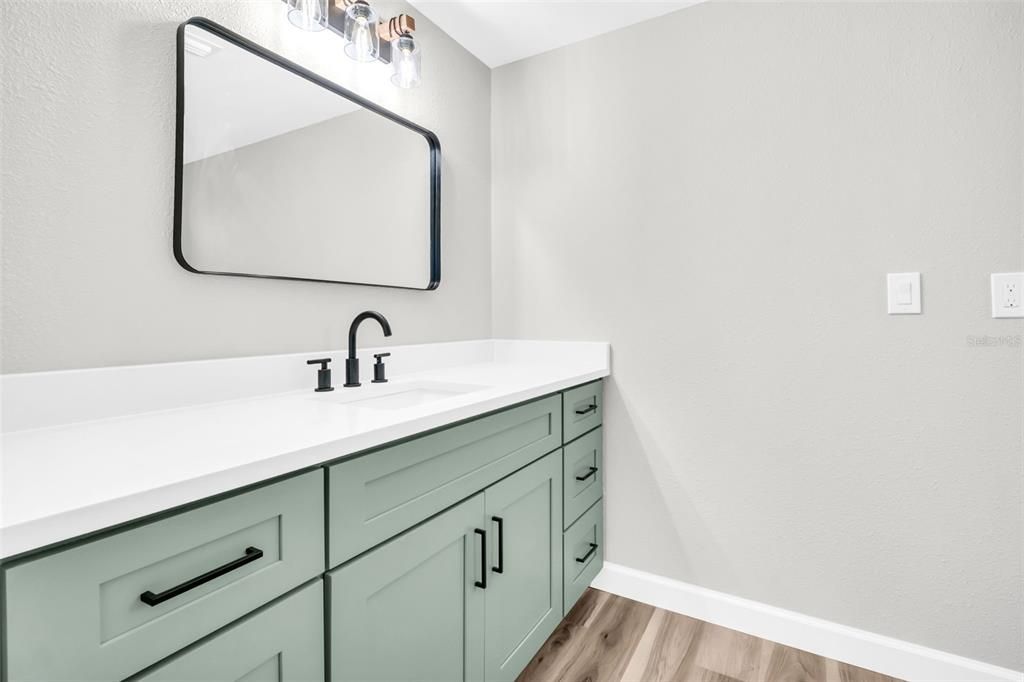 For Rent: $2,900 (3 beds, 2 baths, 1914 Square Feet)