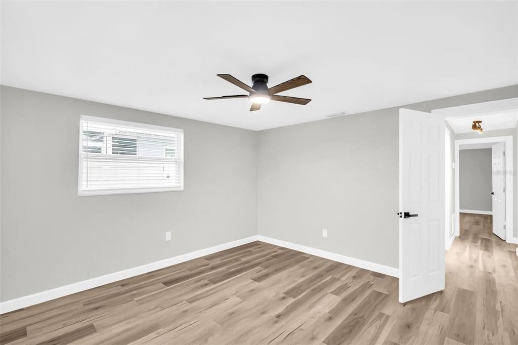 For Rent: $2,900 (3 beds, 2 baths, 1914 Square Feet)