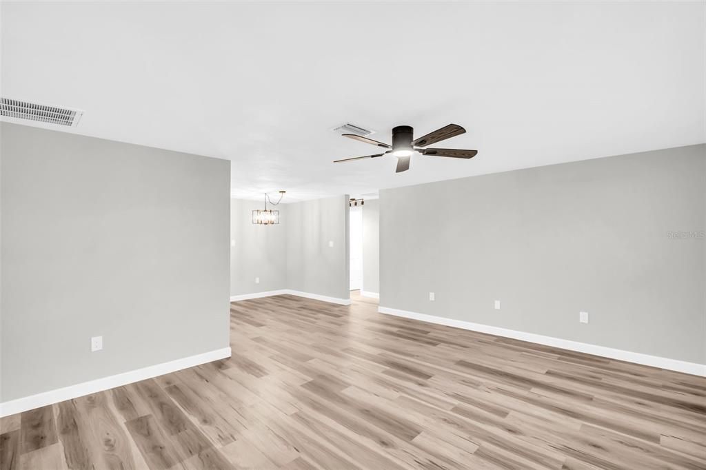 For Rent: $2,900 (3 beds, 2 baths, 1914 Square Feet)