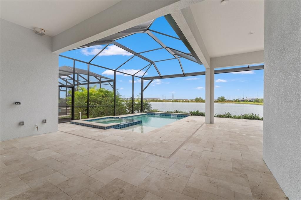 For Sale: $915,000 (3 beds, 2 baths, 2455 Square Feet)