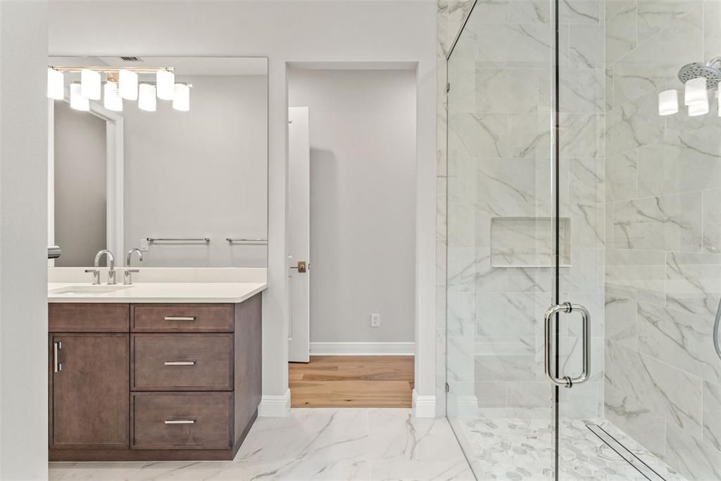 For Sale: $915,000 (3 beds, 2 baths, 2455 Square Feet)