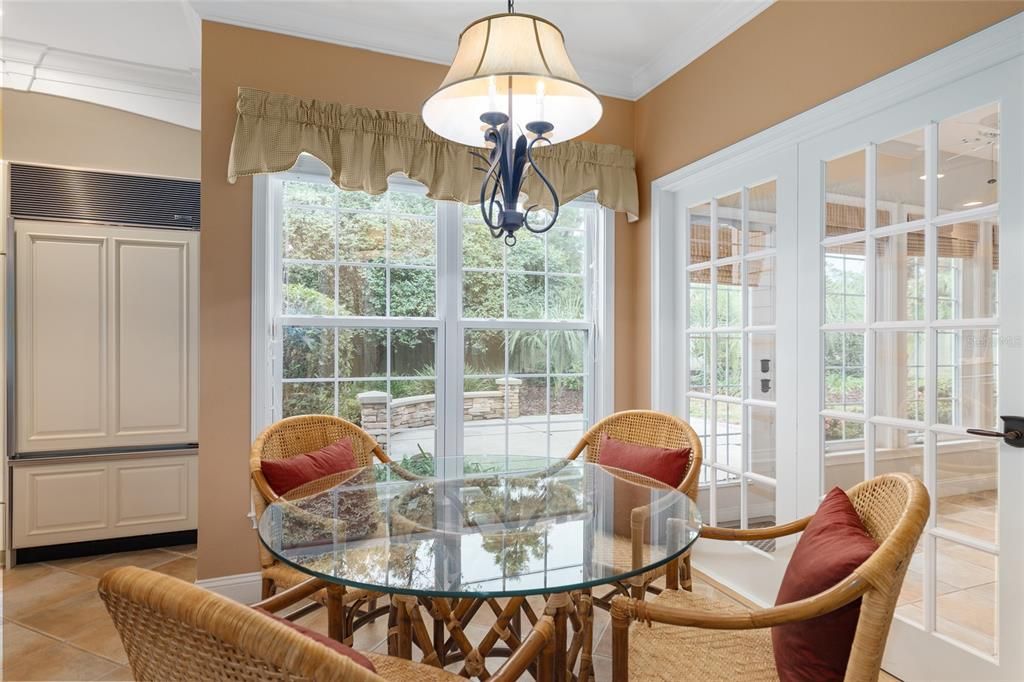 待售: $699,000 (4 贝兹, 2 浴室, 2748 平方英尺)