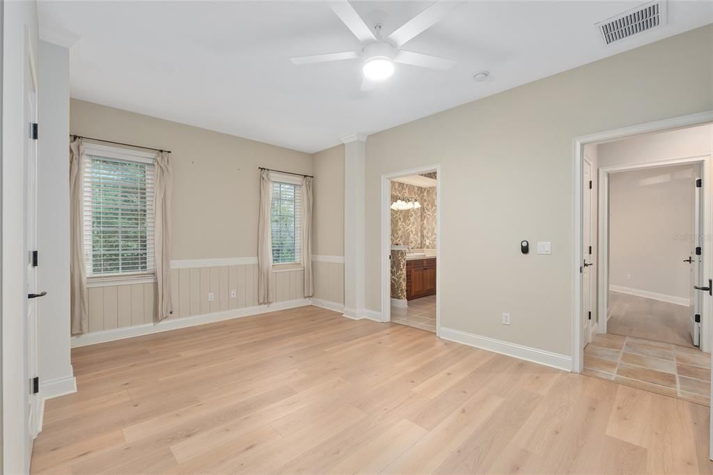 待售: $699,000 (4 贝兹, 2 浴室, 2748 平方英尺)