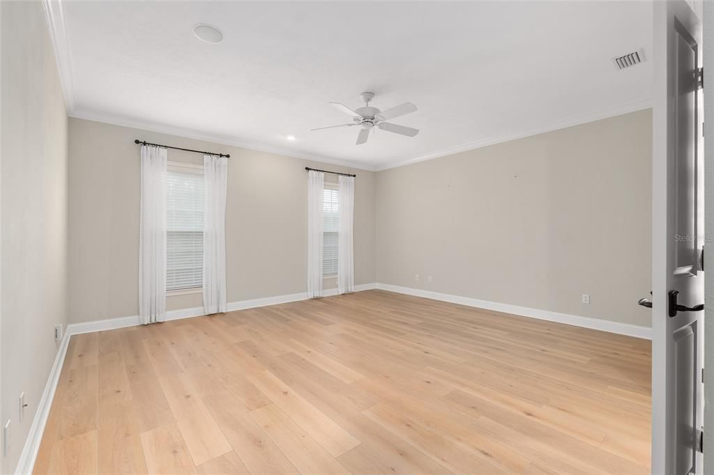 待售: $699,000 (4 贝兹, 2 浴室, 2748 平方英尺)