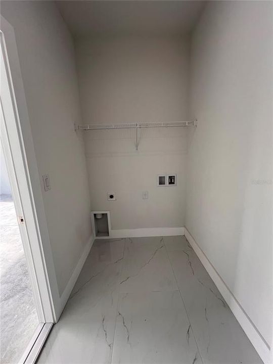 En Venta: $445,000 (3 camas, 2 baños, 1431 Pies cuadrados)