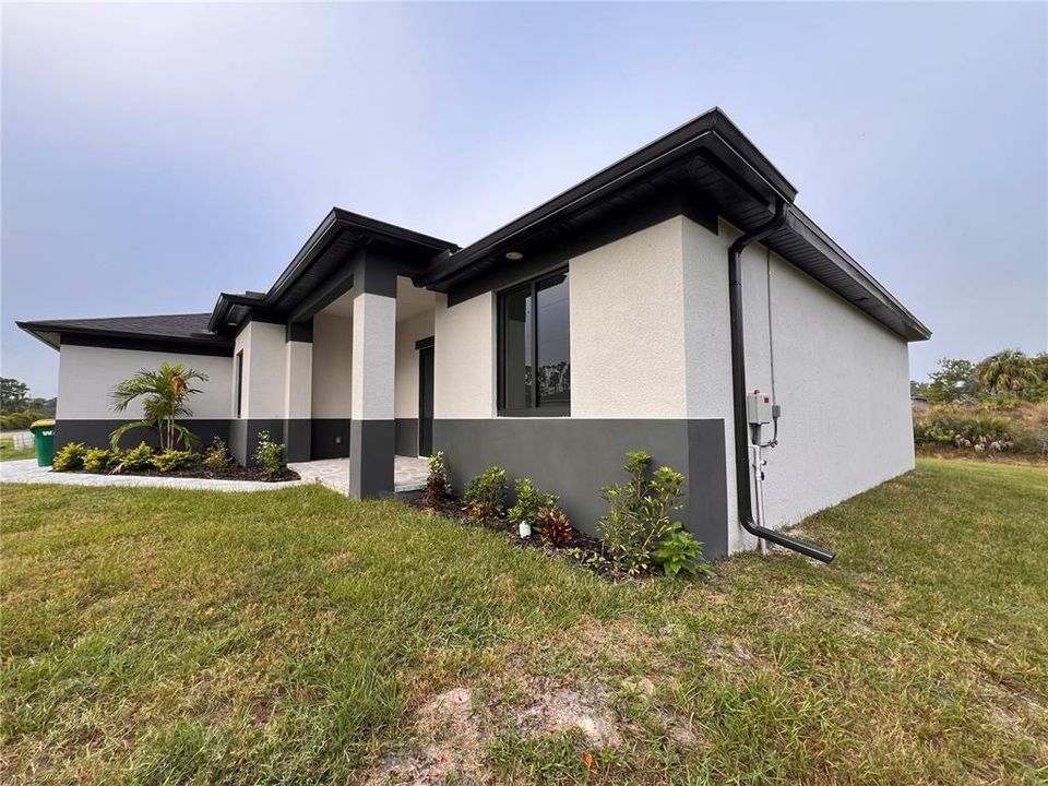 En Venta: $445,000 (3 camas, 2 baños, 1431 Pies cuadrados)