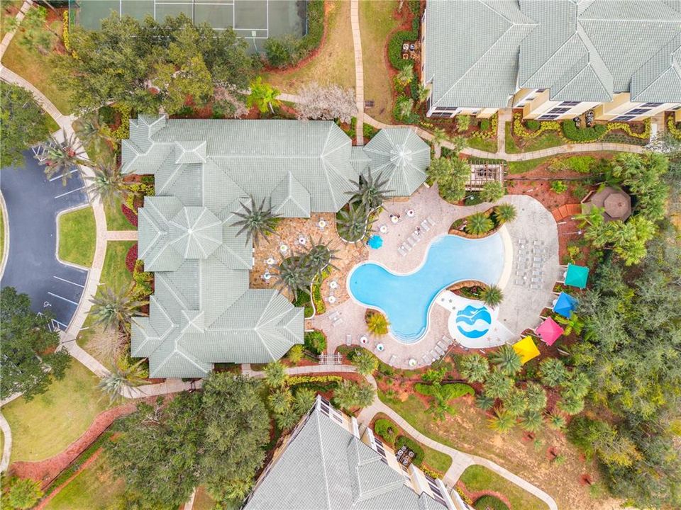 For Sale: $215,000 (1 beds, 1 baths, 636 Square Feet)