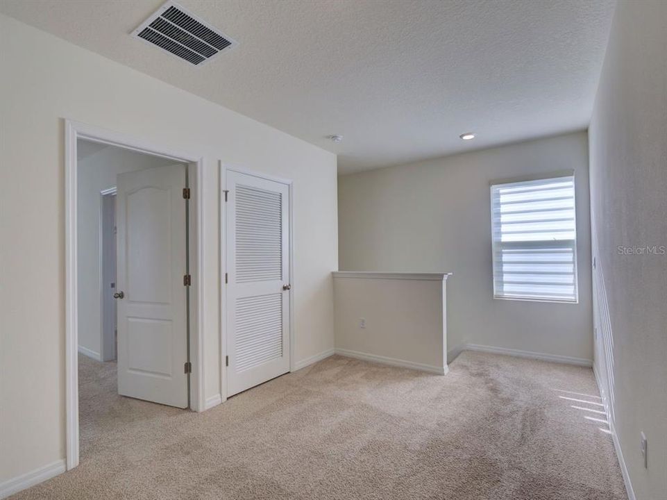 For Sale: $389,900 (5 beds, 3 baths, 2522 Square Feet)