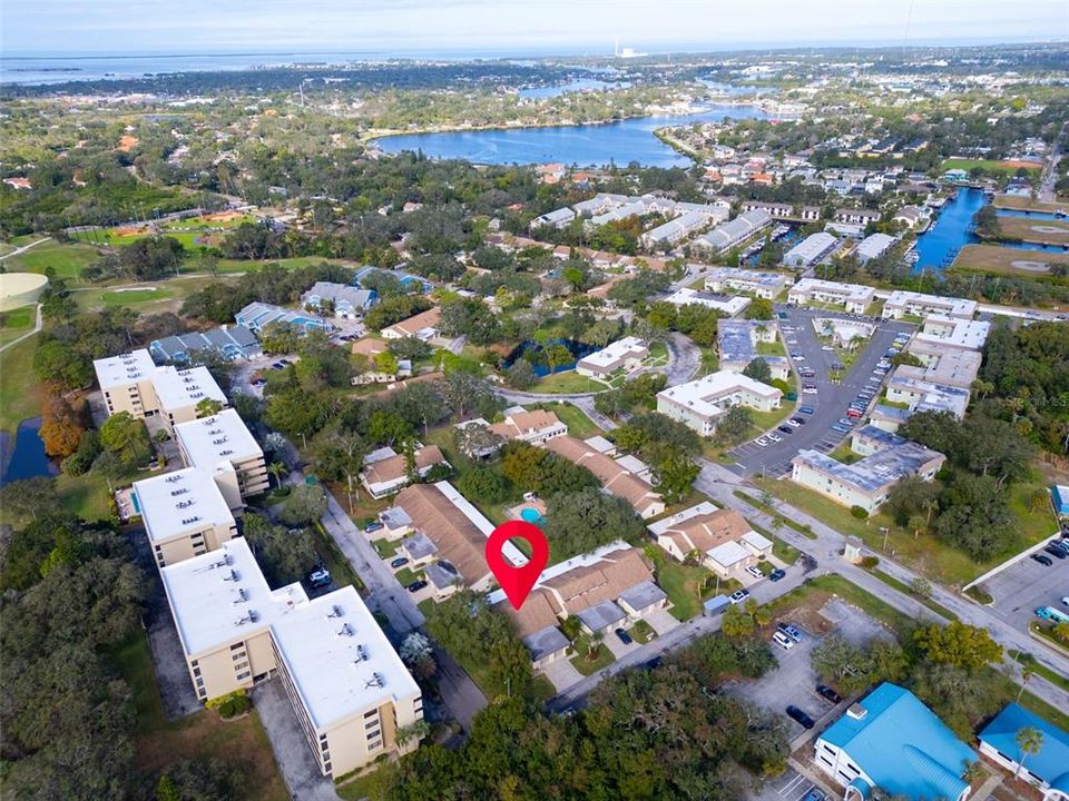 待售: $209,000 (2 贝兹, 2 浴室, 1165 平方英尺)