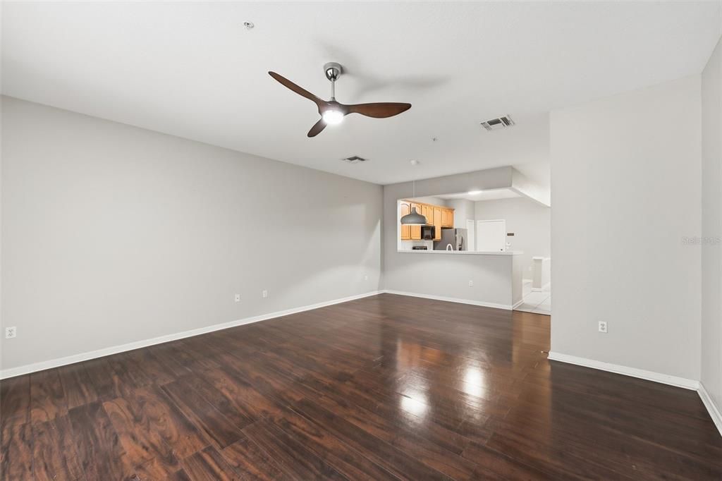 En Renta: $2,700 (3 camas, 2 baños, 1682 Pies cuadrados)