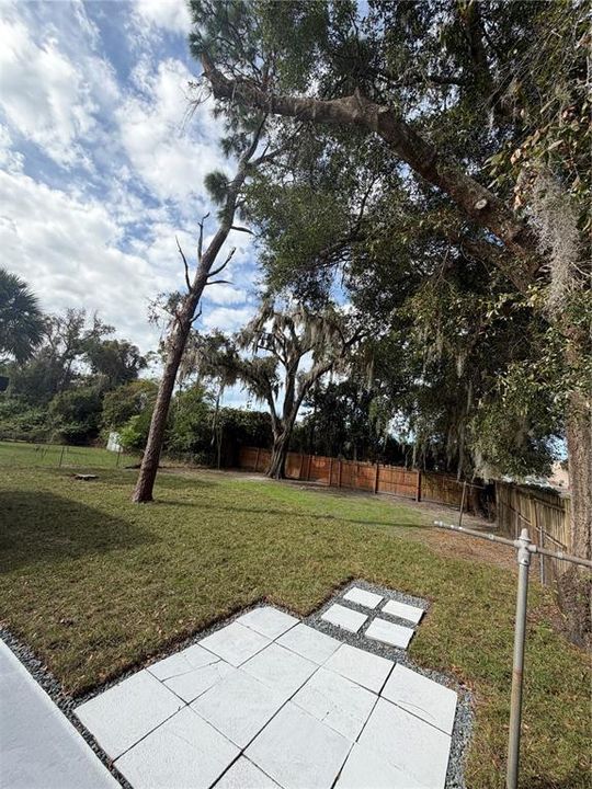 For Sale: $449,900 (4 beds, 2 baths, 1490 Square Feet)