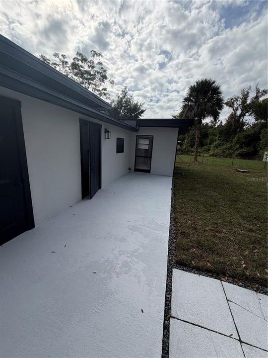 For Sale: $449,900 (4 beds, 2 baths, 1490 Square Feet)