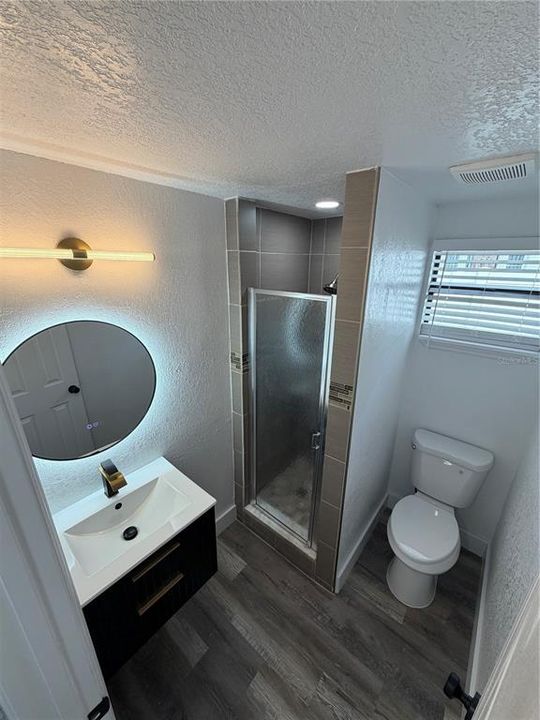 For Sale: $449,900 (4 beds, 2 baths, 1490 Square Feet)