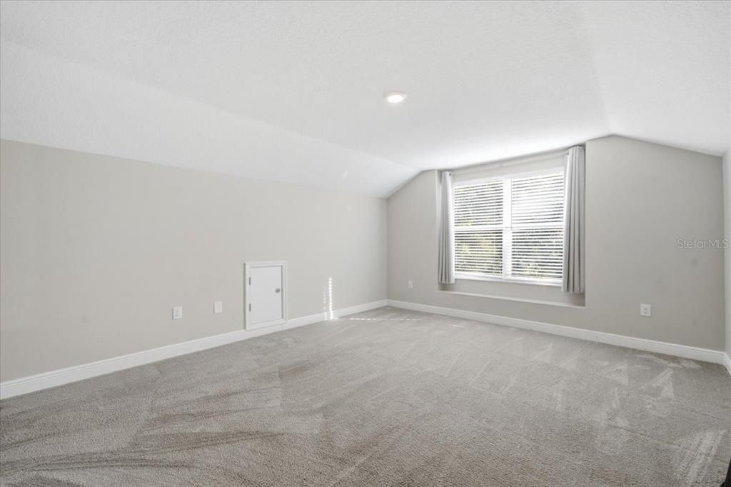 En Venta: $495,000 (4 camas, 2 baños, 2471 Pies cuadrados)