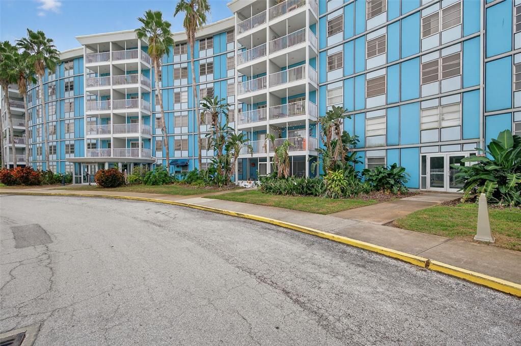 На продажу: $85,000 (1 спален, 1 ванн, 708 Квадратных фут)