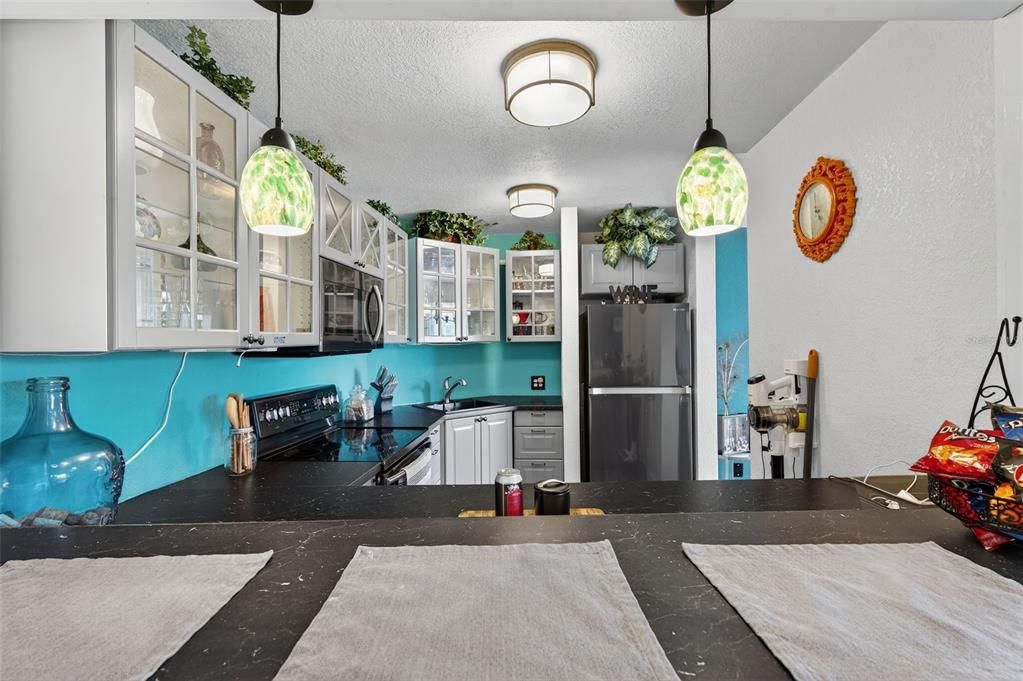 На продажу: $85,000 (1 спален, 1 ванн, 708 Квадратных фут)