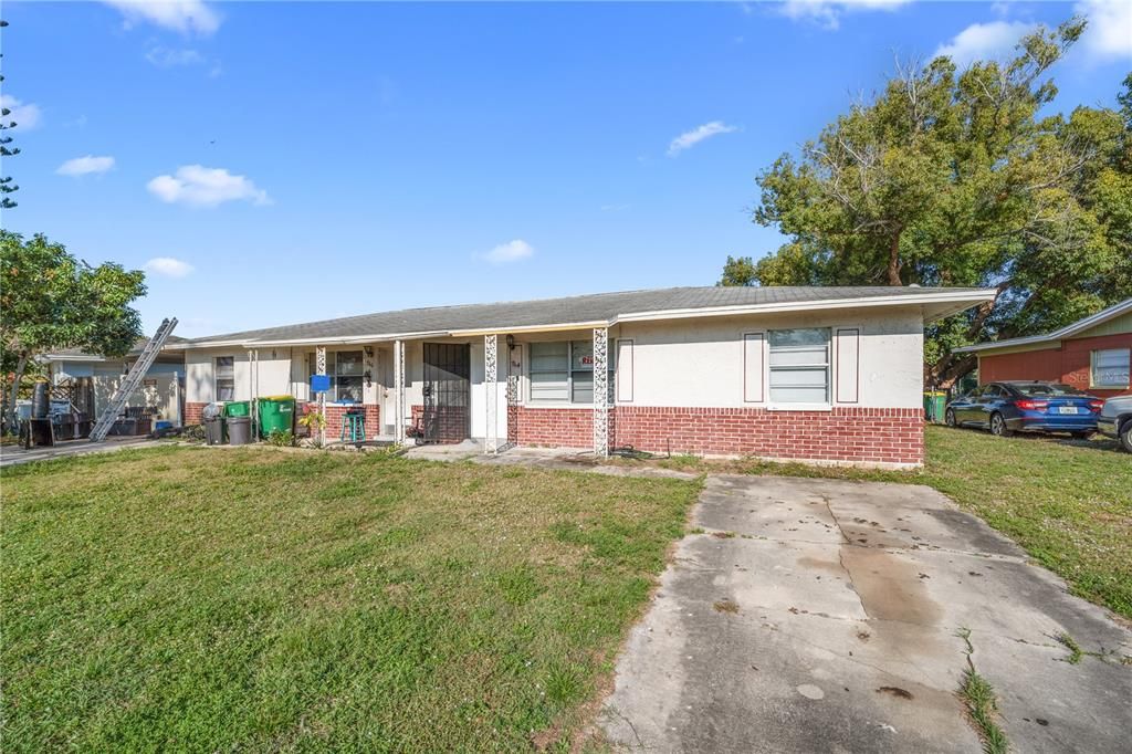 Под контрактом: $150,000 (2 спален, 1 ванн, 1100 Квадратных фут)