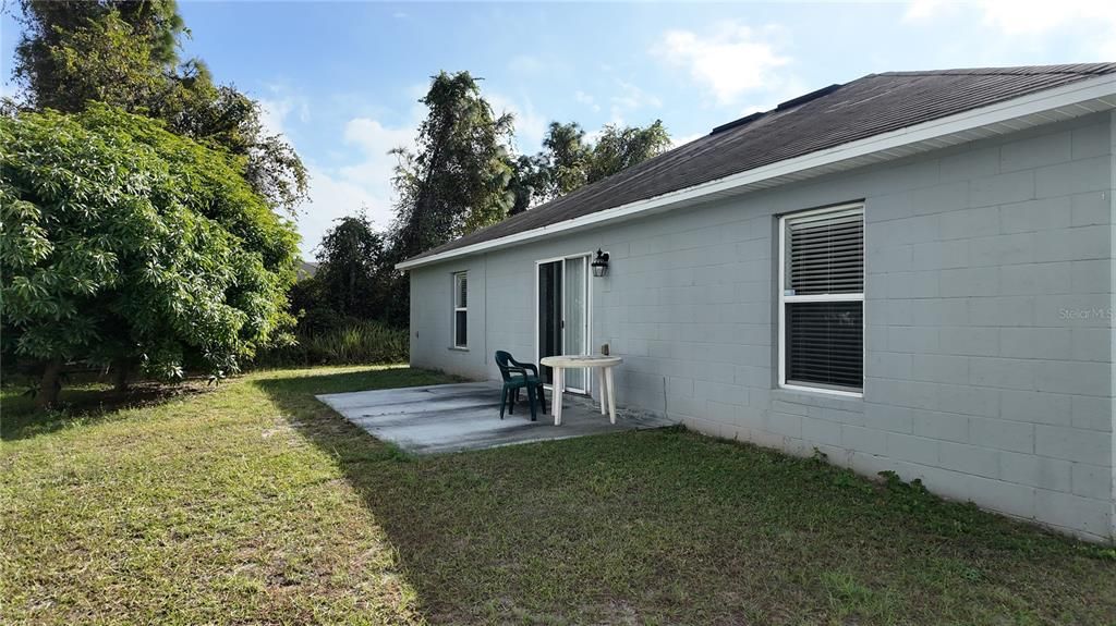 For Sale: $250,000 (3 beds, 2 baths, 1368 Square Feet)