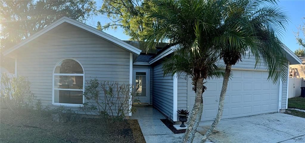 Под контрактом: $299,000 (3 спален, 2 ванн, 1286 Квадратных фут)