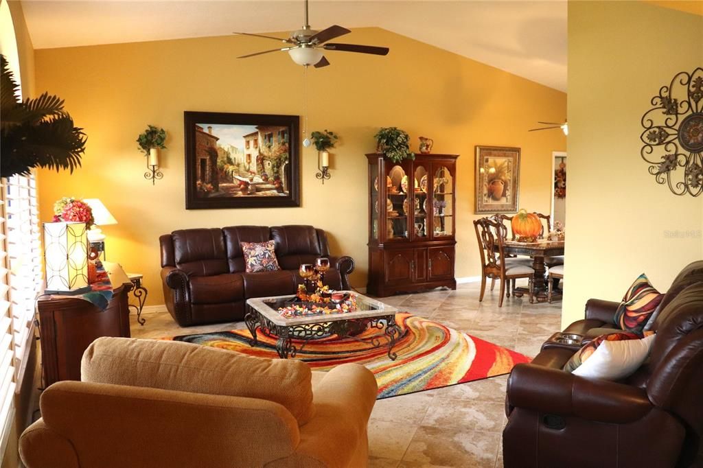 待售: $469,000 (3 贝兹, 2 浴室, 2321 平方英尺)