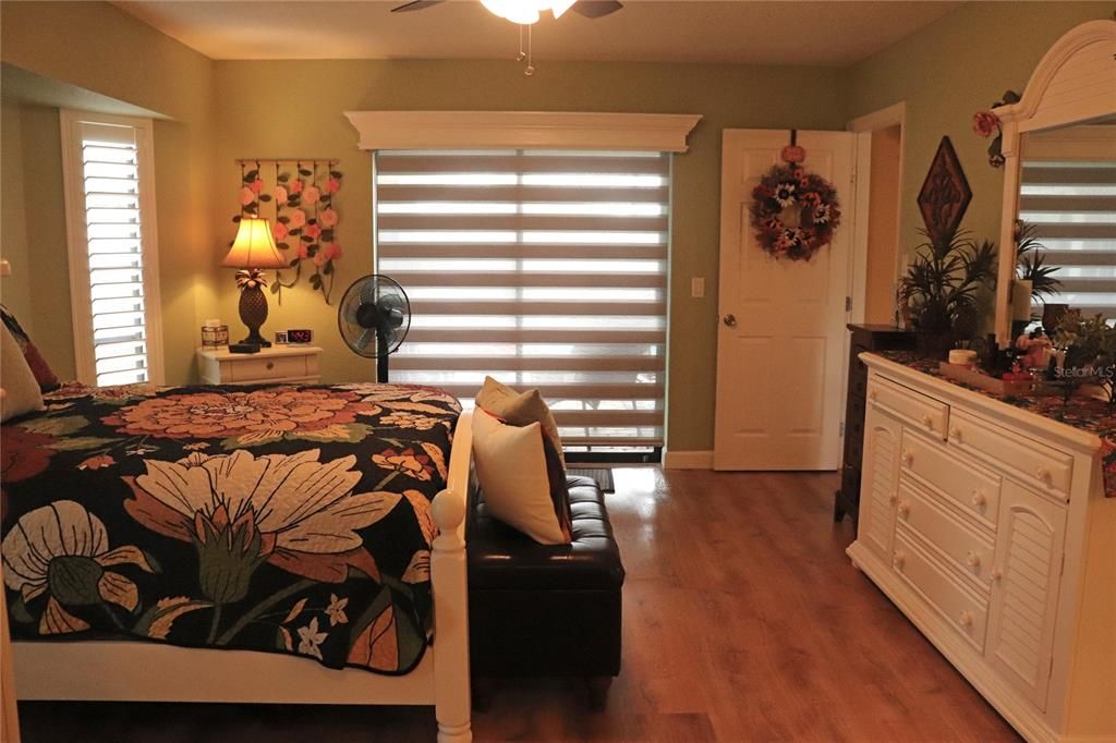 待售: $469,000 (3 贝兹, 2 浴室, 2321 平方英尺)