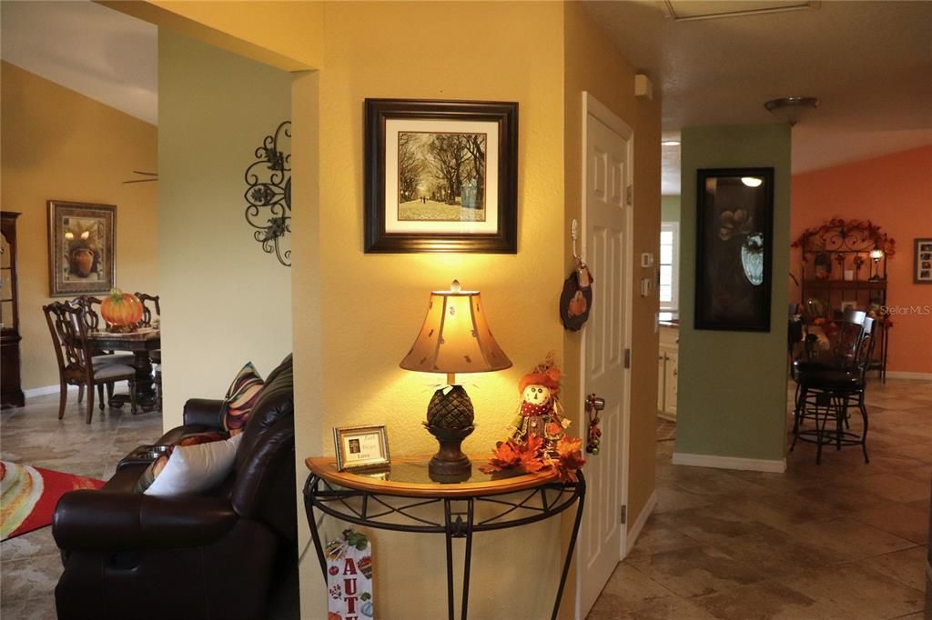 待售: $469,000 (3 贝兹, 2 浴室, 2321 平方英尺)