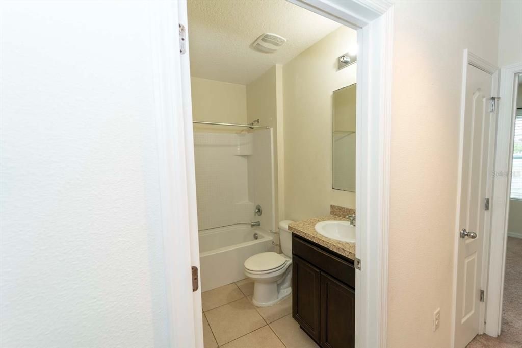 待售: $289,990 (3 贝兹, 2 浴室, 1672 平方英尺)