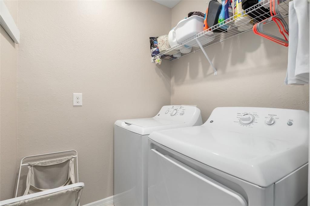 For Sale: $415,000 (2 beds, 2 baths, 1568 Square Feet)