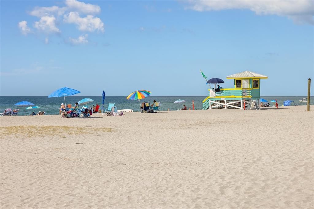 For Sale: $415,000 (2 beds, 2 baths, 1568 Square Feet)