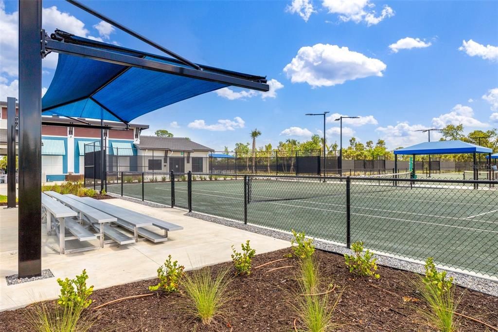 For Sale: $415,000 (2 beds, 2 baths, 1568 Square Feet)