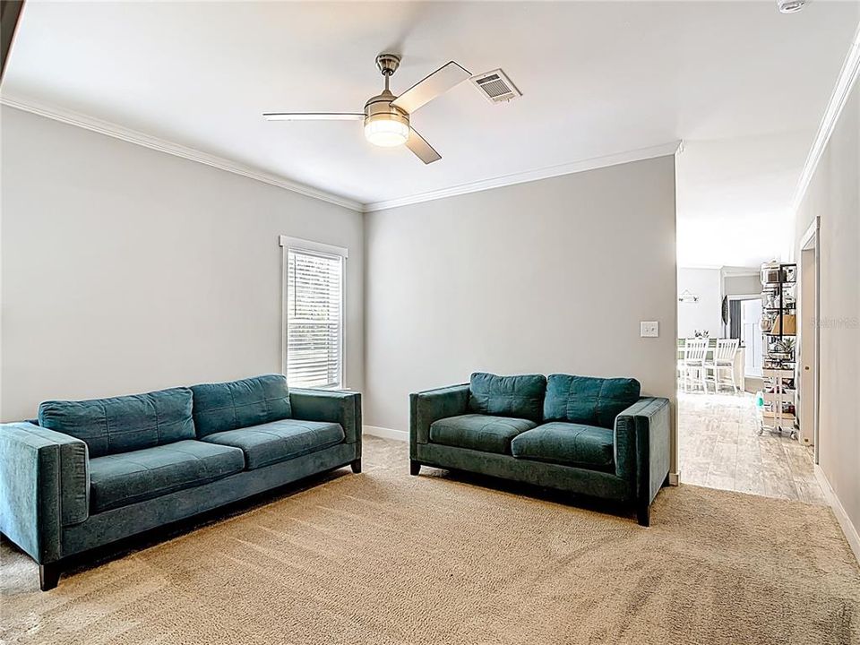 For Sale: $329,900 (4 beds, 3 baths, 2160 Square Feet)