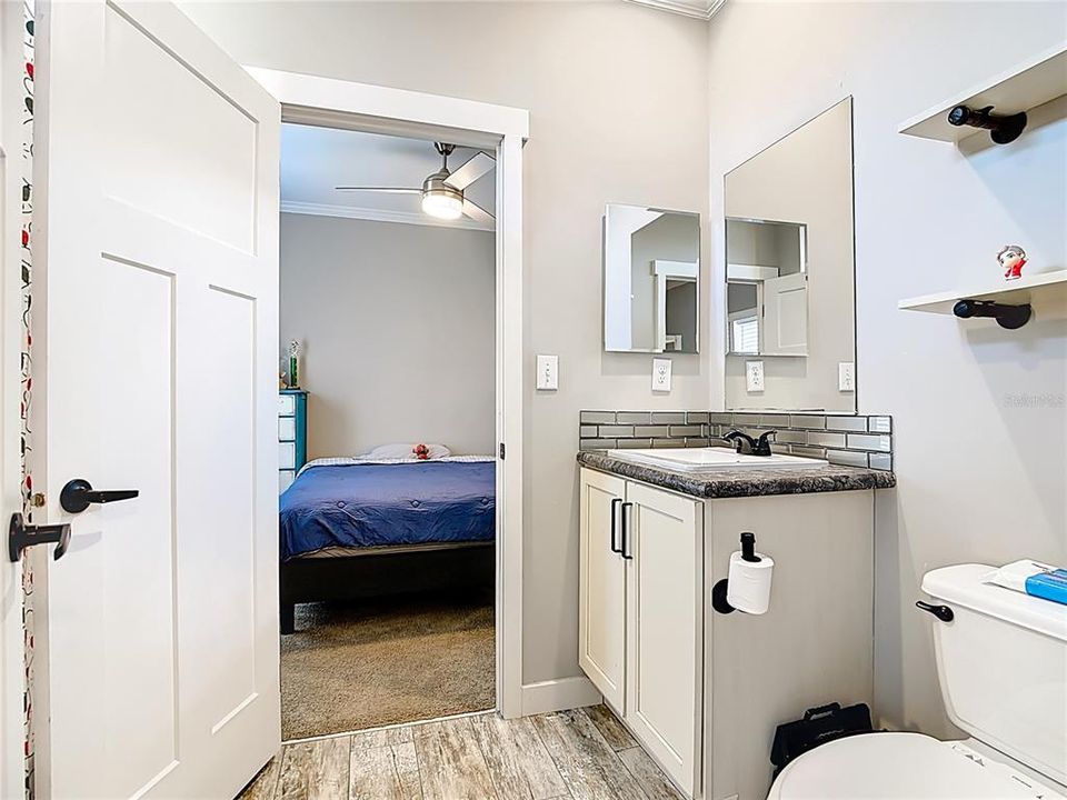 For Sale: $329,900 (4 beds, 3 baths, 2160 Square Feet)