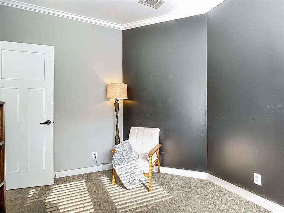 For Sale: $329,900 (4 beds, 3 baths, 2160 Square Feet)