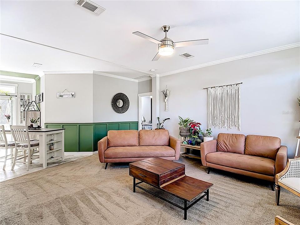 For Sale: $329,900 (4 beds, 3 baths, 2160 Square Feet)