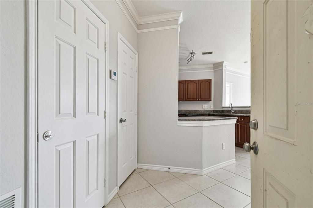 出租: $1,950 (2 贝兹, 2 浴室, 1153 平方英尺)