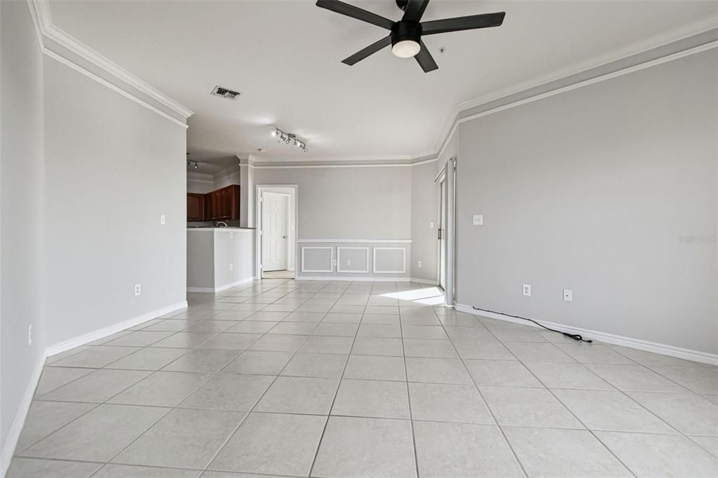 出租: $1,950 (2 贝兹, 2 浴室, 1153 平方英尺)