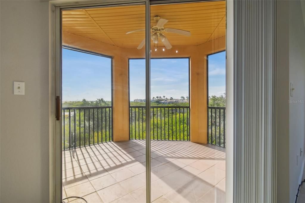 出租: $1,950 (2 贝兹, 2 浴室, 1153 平方英尺)