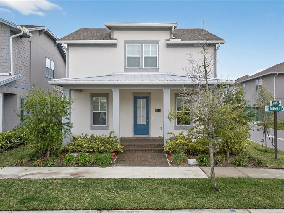 For Sale: $759,000 (3 beds, 2 baths, 2385 Square Feet)