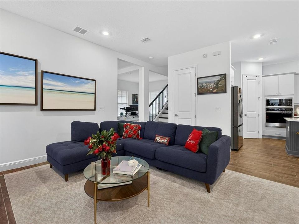 For Sale: $759,000 (3 beds, 2 baths, 2385 Square Feet)