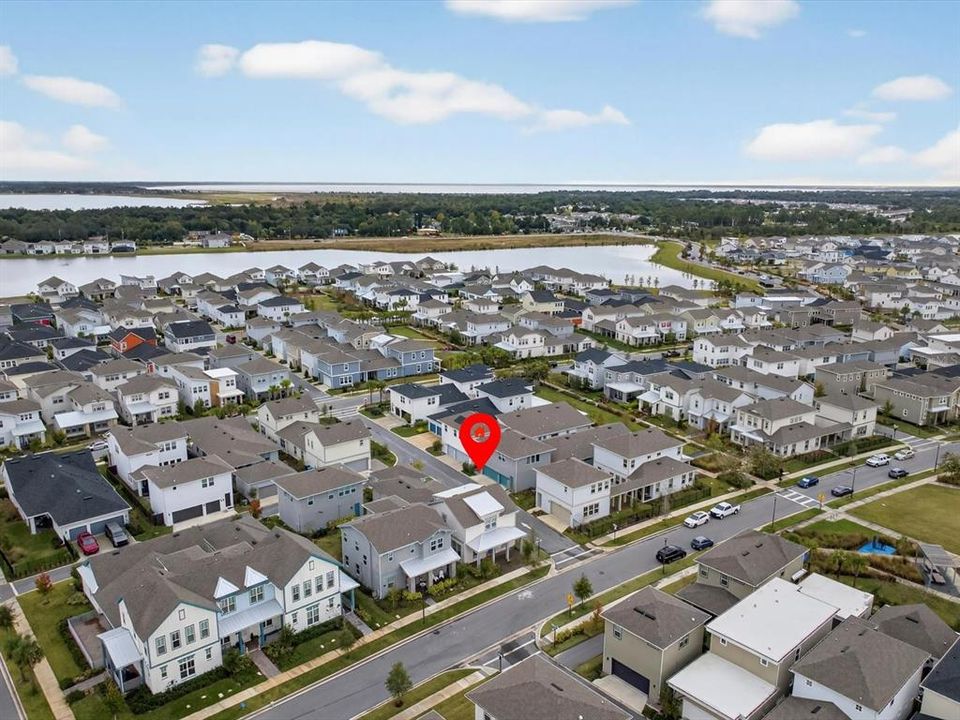 For Sale: $759,000 (3 beds, 2 baths, 2385 Square Feet)