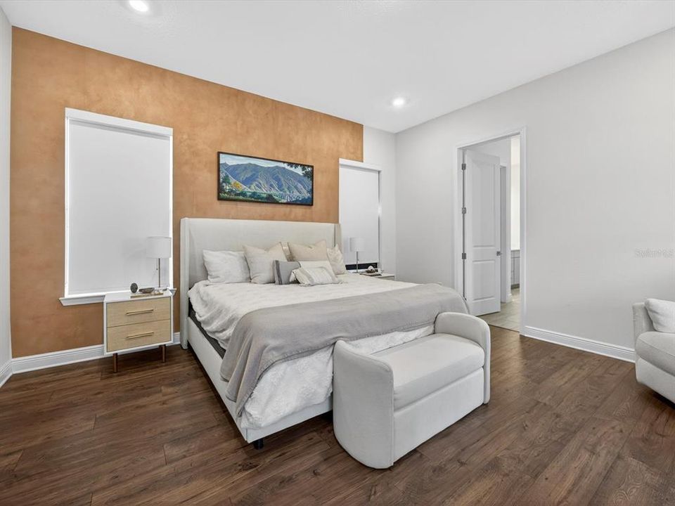 For Sale: $759,000 (3 beds, 2 baths, 2385 Square Feet)