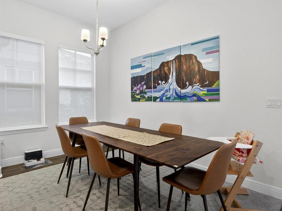 For Sale: $759,000 (3 beds, 2 baths, 2385 Square Feet)