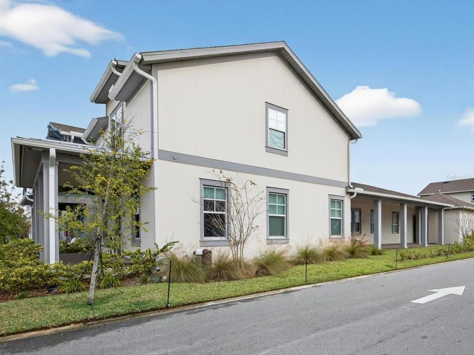 For Sale: $759,000 (3 beds, 2 baths, 2385 Square Feet)