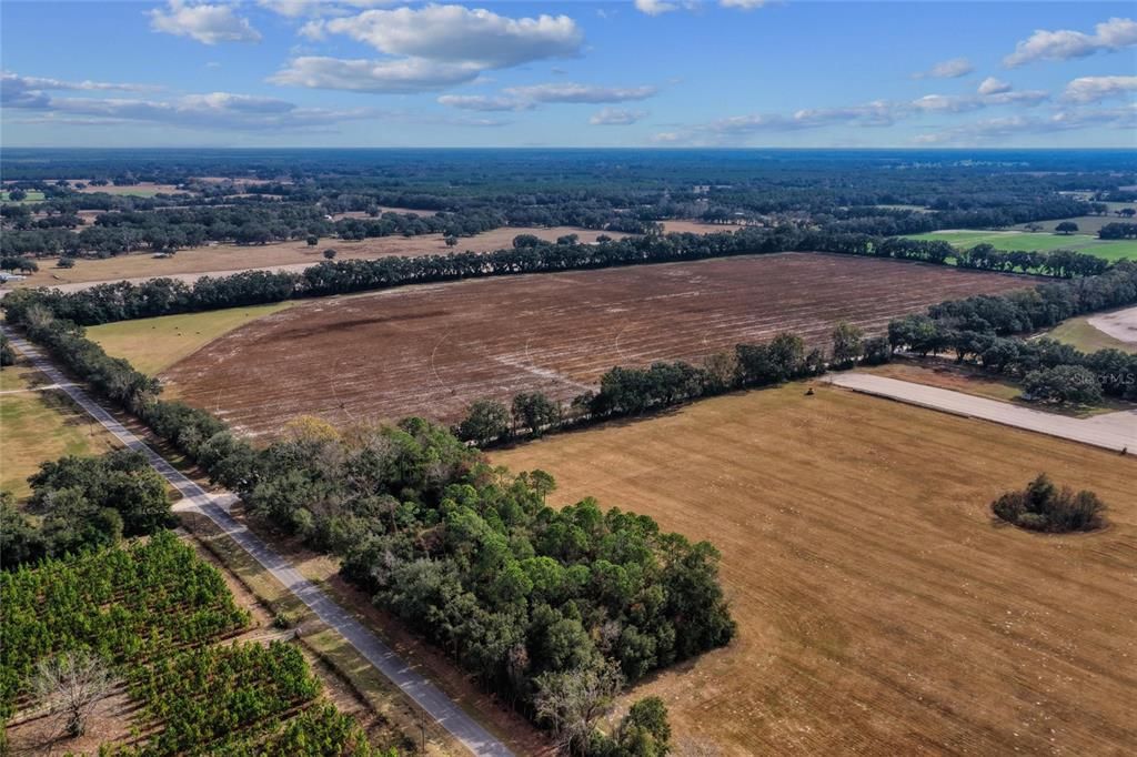 На продажу: $299,000 (20.05 acres)