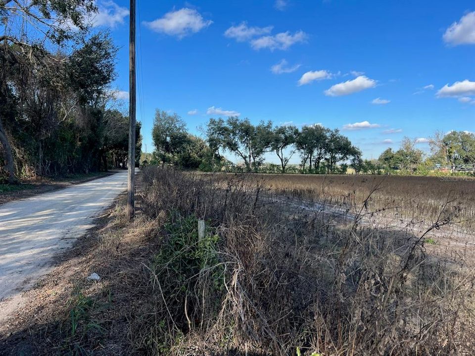 На продажу: $299,000 (20.05 acres)